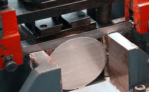 宣城影响双金属带锯条使用寿命的主要因素有哪些？